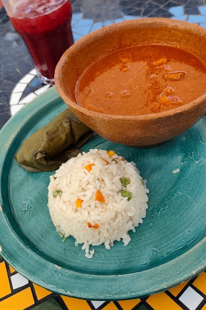 Kaqik-–-Traditional-Guatemalan-Turkey-Soup